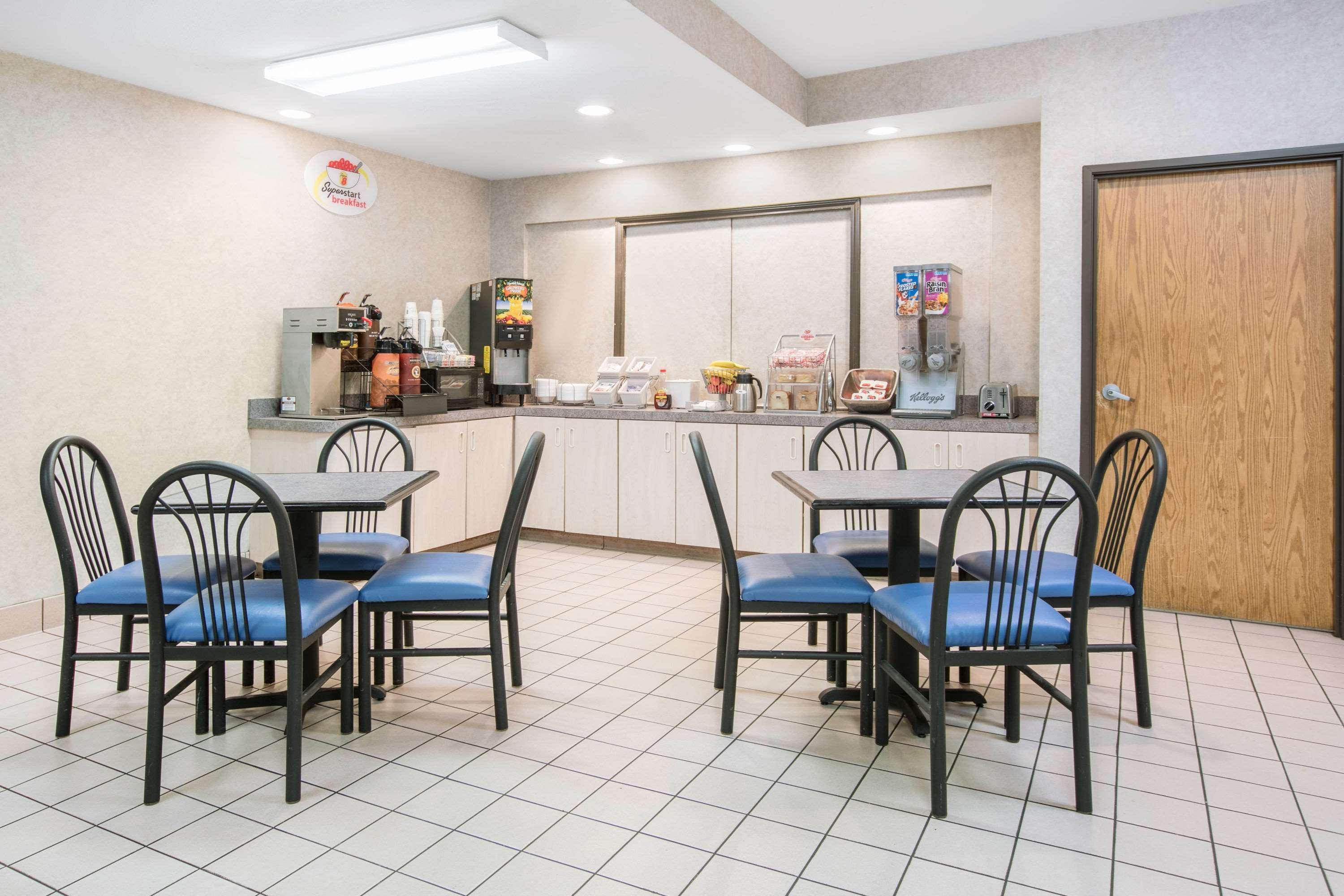 Super 8 By Wyndham Garland North Dallas Area Extérieur photo