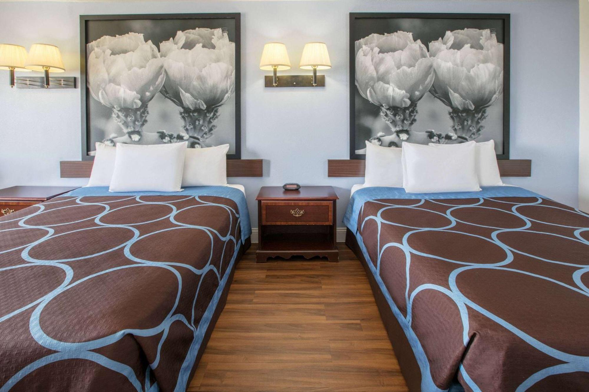 Super 8 By Wyndham Garland North Dallas Area Extérieur photo