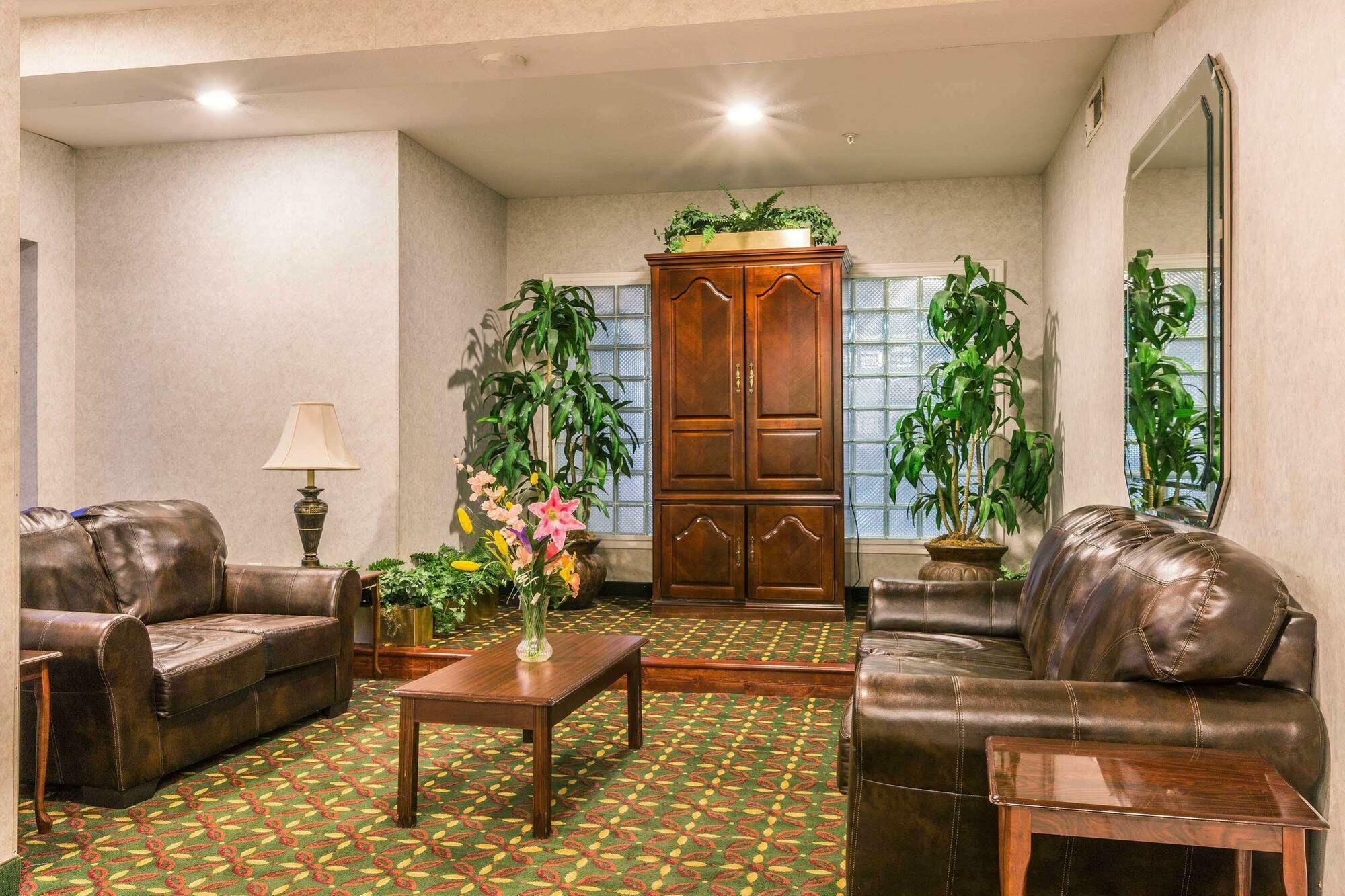 Super 8 By Wyndham Garland North Dallas Area Extérieur photo